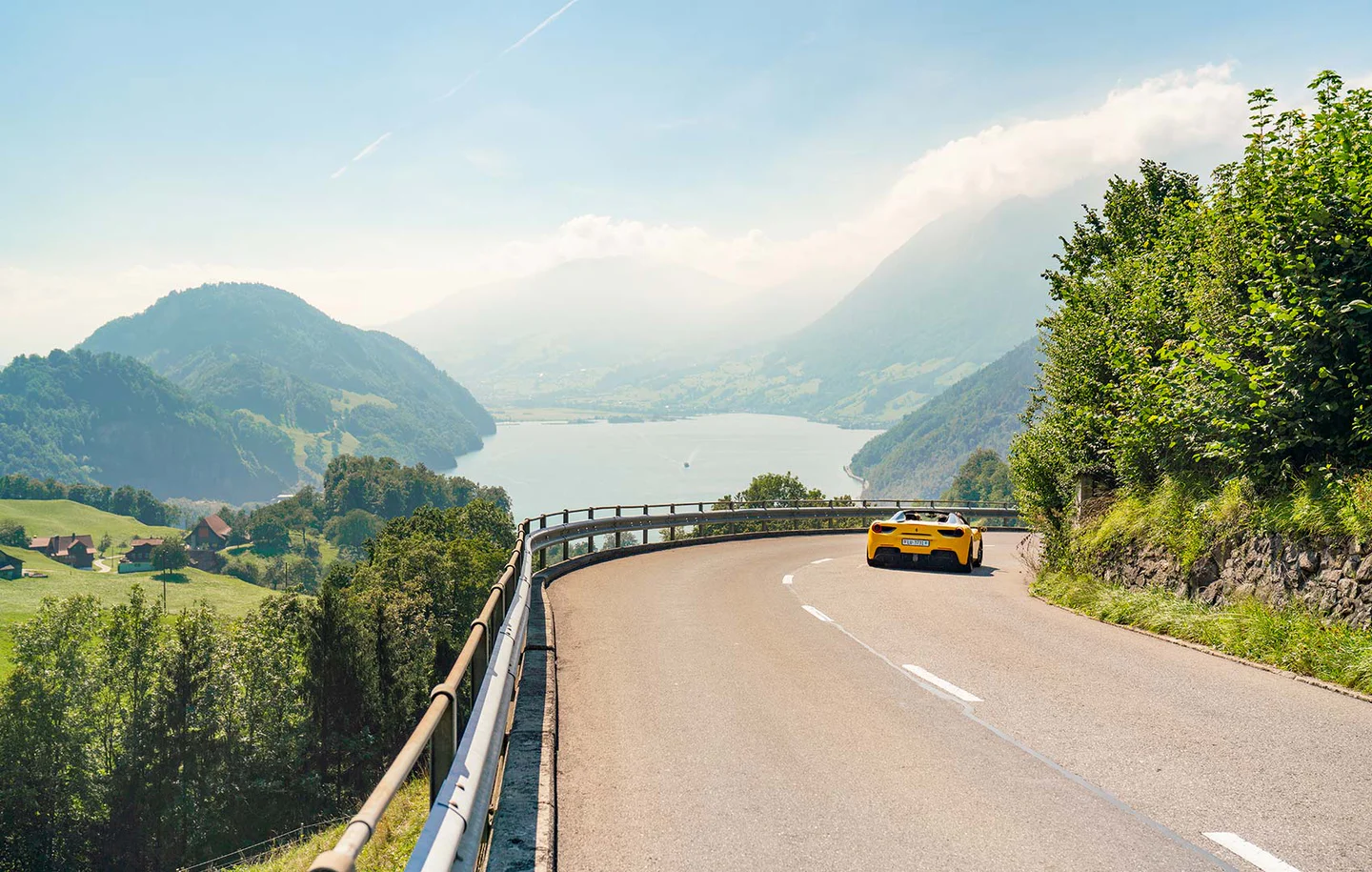 What to Expect on a Renisetté Supercar Tour